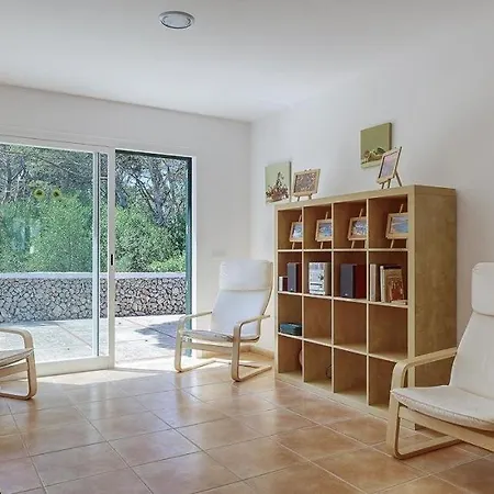 Villa Cala Blanca Sleeps 7 Pool Wifi *